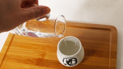 【小型白酒設備】它在白酒中的占比不到1%，卻對口感起著大作用