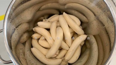 香蕉酒怎么做？水果釀酒設(shè)備釀造香蕉酒技術(shù)