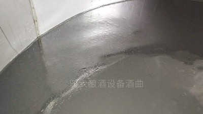 用白酒蒸餾設(shè)備做酒，原料處理不當(dāng)有可能導(dǎo)致上頭！