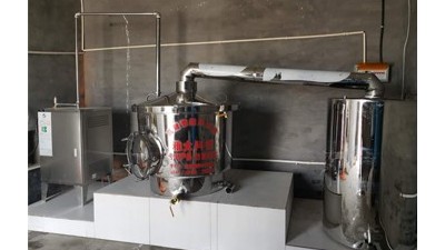 夏天用蒸餾釀酒設(shè)備做固態(tài)酒能行嗎？能，但要注意這7點(diǎn)！